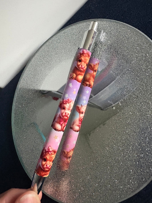 Handmade highland cow pen 1