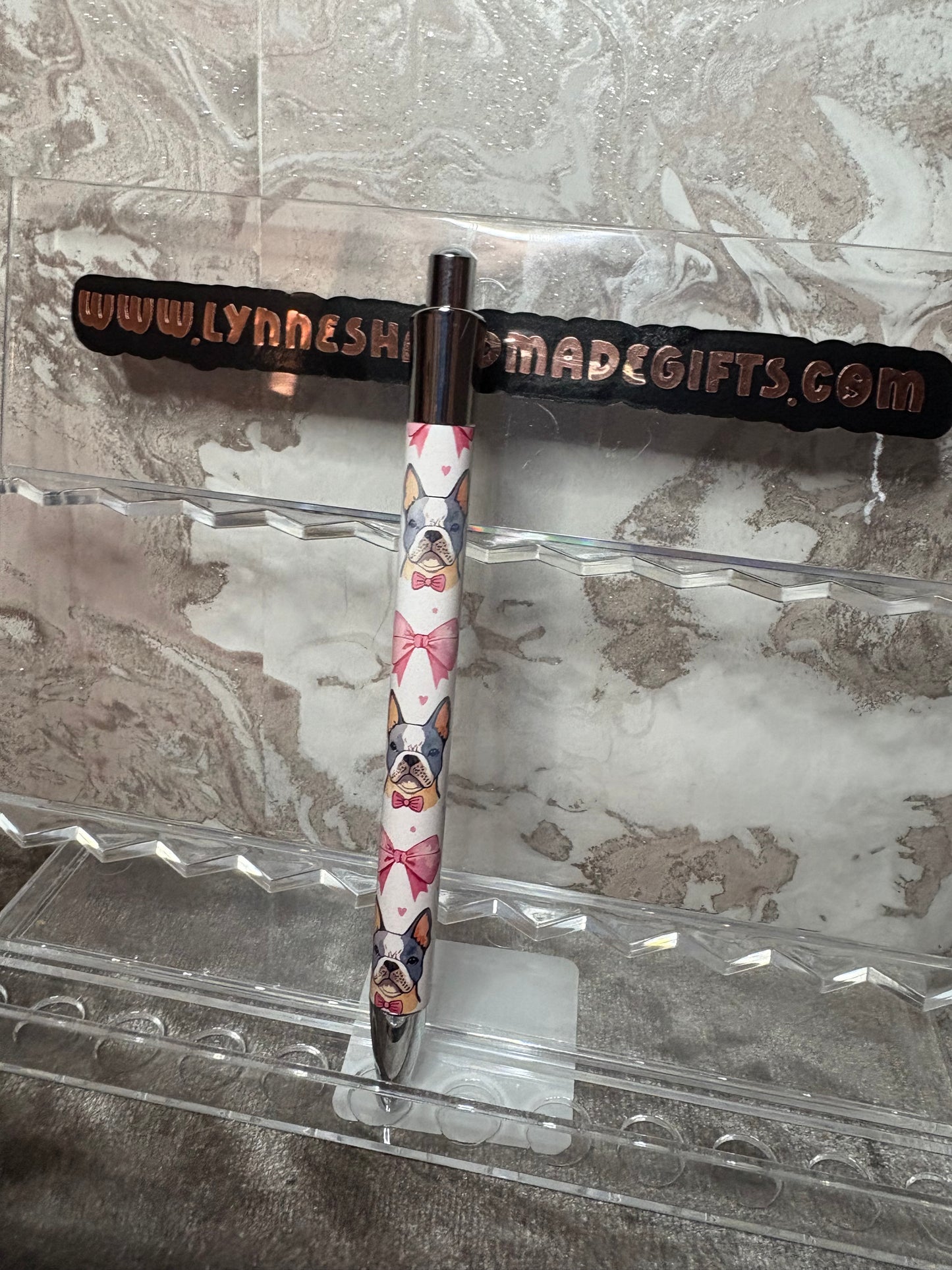 Handmade frencie and bow pen