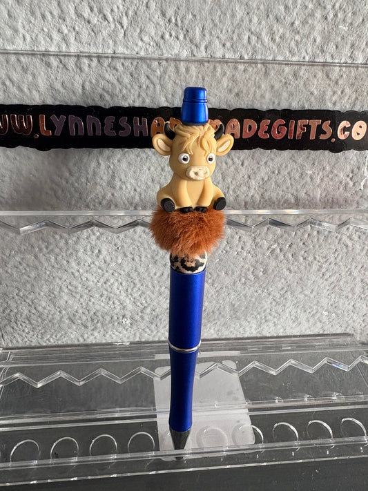 Handmade highland cow bead pen